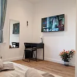 London Kensington Room